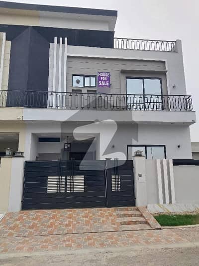 5 Marla Brand New Luxury House For Sale In Central Park Housing Scheme, Lahore 5 Marla Brand New Luxury House For Sale In Central Park Housing Scheme, Lahore