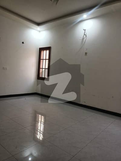 Prime Location 400 Square Yards Upper Portion Available For Rent In Gulistan-E-Jauhar - Block 9, Karachi