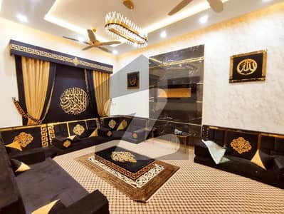 10 Marla Full Furnished House Available For Rent Bahria Town Phase 2 5 Bedroom Double Unit House Near To Market Near To Masjid Near To Park