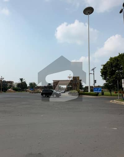 Prime 1 Kanal Main Boulevard Plot for Sale Takbeer Block, Bahria Town Lahore. Prime 1 Kanal Main Boulevard Plot for Sale Takbeer Block, Bahria Town Lahore.