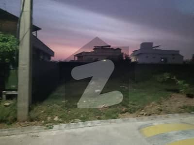 Taj Residencia Tulip Highted Location Plot Up For Sale