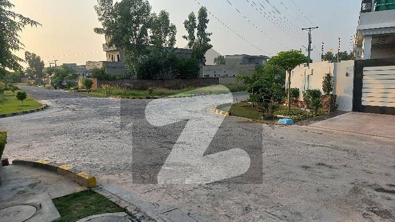 چنار باغ لاہور میں 3 مرلہ کمرشل پلاٹ 45.0 لاکھ میں برائے فروخت۔ چنار باغ لاہور میں 3 مرلہ کمرشل پلاٹ 45.0 لاکھ میں برائے فروخت۔