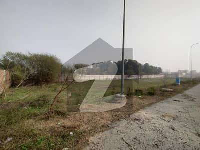 ڈی ایچ اے فیز 5 - بلاک ایم ڈی ایچ اے فیز 5,ڈیفنس (ڈی ایچ اے),لاہور میں 1 کنال رہائشی پلاٹ 3.0 کروڑ میں برائے فروخت۔ ڈی ایچ اے فیز 5 - بلاک ایم ڈی ایچ اے فیز 5,ڈیفنس (ڈی ایچ اے),لاہور میں 1 کنال رہائشی پلاٹ 3.0 کروڑ میں برائے فروخت۔