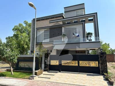 10 Marla House For Sale In Gulbahar Block With Gas LDA approved, Nearby School, Mosque, Commercial Market, Medicare