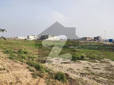 1000 Sq Yards Luxury Plot With Beach View In DHA Phase 8