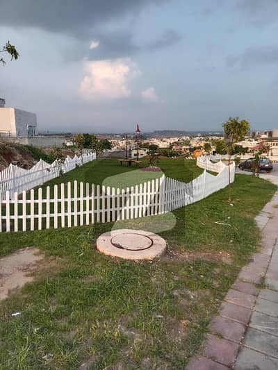 A Top Location Plot Sale Street 1 Back Boulevard Margala Face Plot Direct Deel With Owner Urgent Sale Plot Investor Price (Other Options Available See Description)