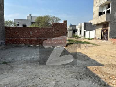 4 Marla Corner Plot For Sale