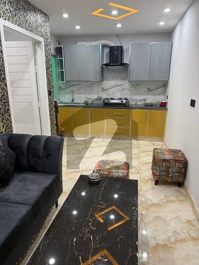 Bahria Orchard 500 Square Feet Flat Up For rent