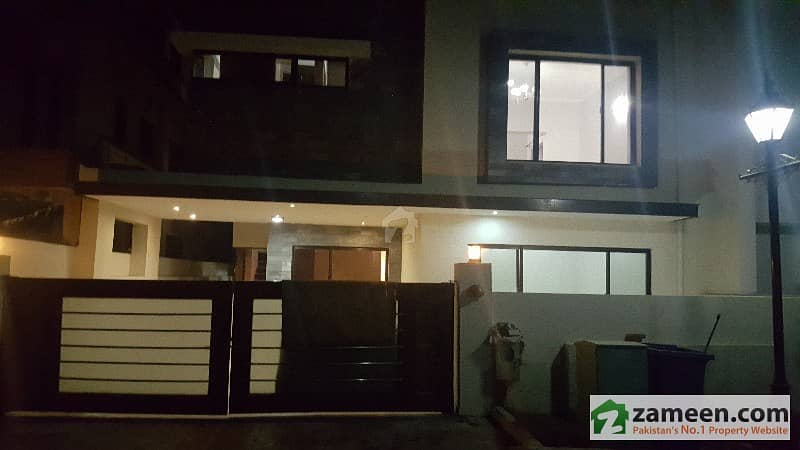 12 MARLA FULL HOUSE FOR RENT IN BAHRIATOWN PHASE 4