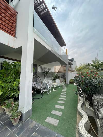 588 Sq. Yds. Slightly Used Luxurious Owner Built House For Sale At Khayaban-E-Shamsheer, DHA Phase 5 588 Sq. Yds. Slightly Used Luxurious Owner Built House For Sale At Khayaban-E-Shamsheer, DHA Phase 5