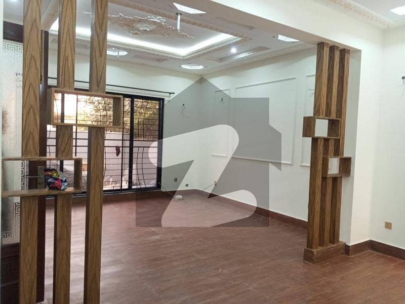 1 KANAL BRAND NEW LOWER PORTION AVAILABLE FOR RENT IN NFC 1 1 KANAL BRAND NEW LOWER PORTION AVAILABLE FOR RENT IN NFC 1