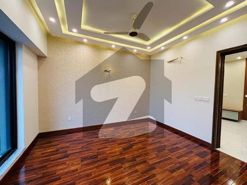 5 MARLA LOWER PORTION FOR RENT 5 MARLA LOWER PORTION FOR RENT