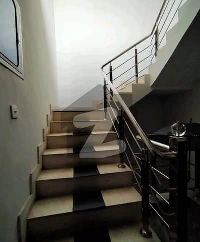 Upper