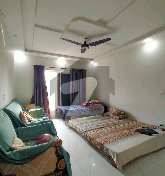 Upper Portion For rent In Beautiful Gulberg 3