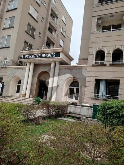 ایگزیکٹو ہائٹس ایف ۔ 11,اسلام آباد میں 2 کمروں کا 6 مرلہ فلیٹ 1.2 لاکھ میں کرایہ پر دستیاب ہے۔