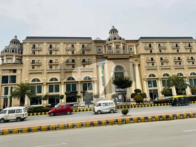 سکائی پارک ون گلبرگ گرینز,گلبرگ,اسلام آباد میں 2 کمروں کا 8 مرلہ فلیٹ 3.25 کروڑ میں برائے فروخت۔
