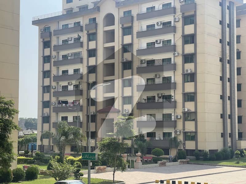 10 Marla 3 Bedroom Room Apartment Available For Rent