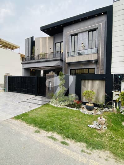 10 Marla Ultra Modern Most Beautifull Brand New House For Sale In Royal Orchard Multan 10 Marla Ultra Modern Most Beautifull Brand New House For Sale In Royal Orchard Multan