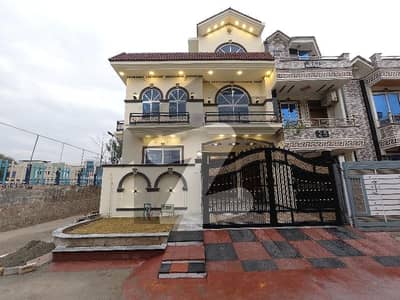 Corner sale A House In Islamabad Prime Location