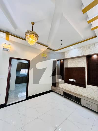 5 Marla Beautifully Designed House For Rent In Park View City Lahore.