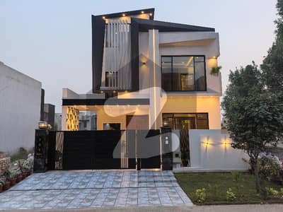 Modern Luxury 10 Marla Brand New House Available For Sale in Lake City at a Prime Location Modern Luxury 10 Marla Brand New House Available For Sale in Lake City at a Prime Location