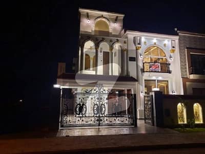 10 Marla House Available For Sale In tulip Block Bahria Town Lahore 10 Marla House Available For Sale In tulip Block Bahria Town Lahore