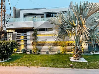 House Of 1 Kanal Available In Eden City