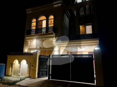 5 MARLA BRAND NEW HOUSE FOR SALE IN BAHRIA TOWN LAHORE