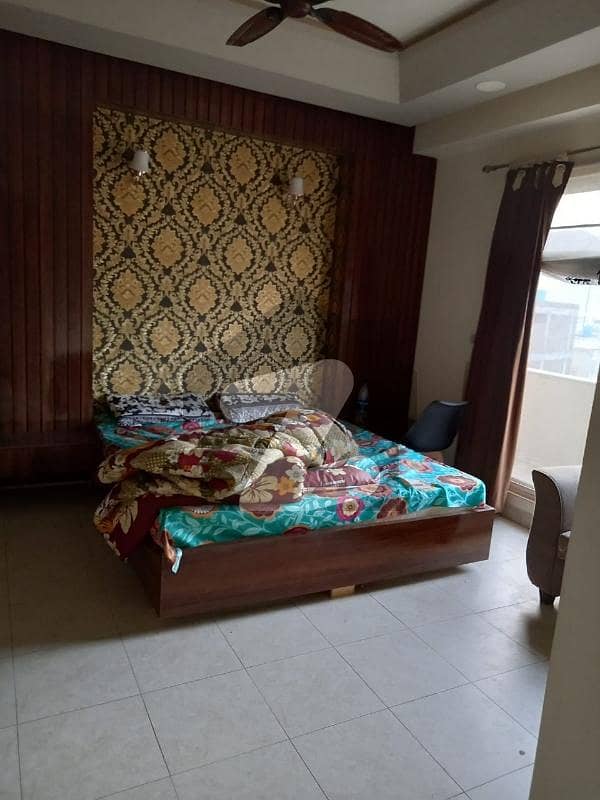 In B-17 House Sized 8 Marla For Sale