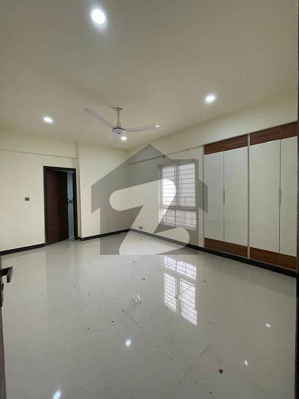 Metro Twin Tower Apartment For Rent Metro Twin Tower Apartment For Rent
