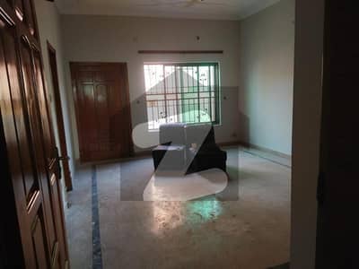 Upper Portion For Rent G-13/1 Islamabad Size 35*70