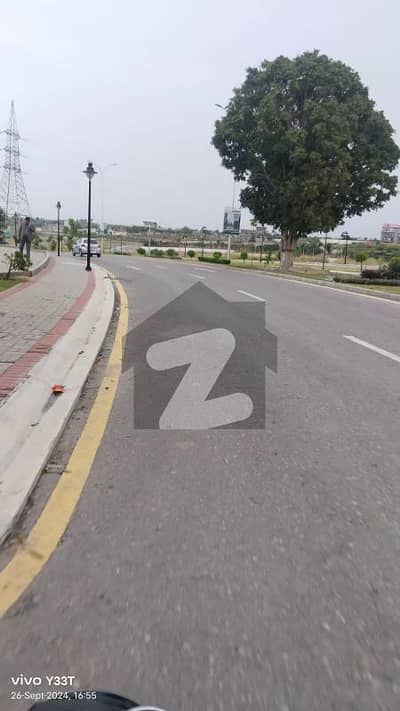 عمارکینیان ویوز اسلام آباد میں 10 مرلہ رہائشی پلاٹ 1.7 کروڑ میں برائے فروخت۔