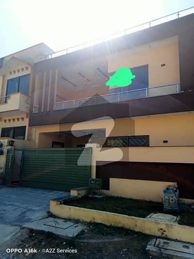ایم پی سی ایچ ایس ۔ ملٹی گارڈنز بی ۔ 17,اسلام آباد میں 4 کمروں کا 8 مرلہ مکان 3.2 کروڑ میں برائے فروخت۔ ایم پی سی ایچ ایس ۔ ملٹی گارڈنز بی ۔ 17,اسلام آباد میں 4 کمروں کا 8 مرلہ مکان 3.2 کروڑ میں برائے فروخت۔