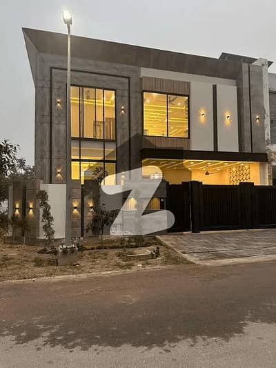 10 Marla Slightly Used House With Gas Connection For Sale In Tulip Block Sector C Bahria Town Lahore