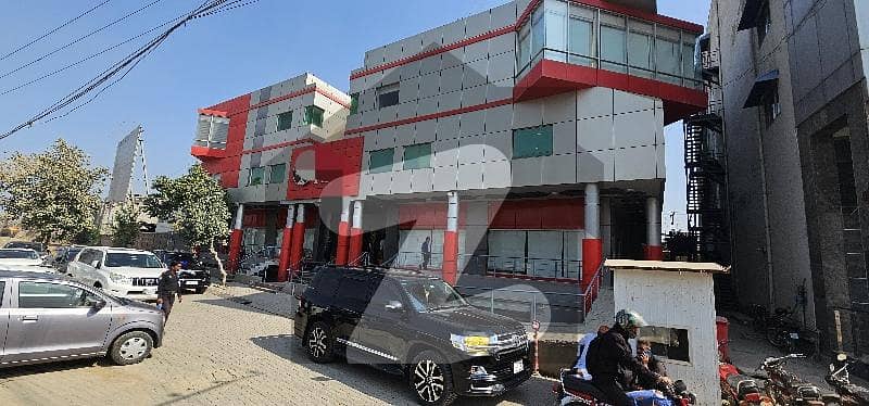 3 Kanal Commercial Building 20000 SQ. FT FOR RENT