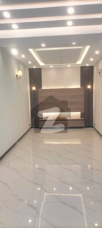 Reserve A Centrally Located Prime Location House Of 10 Marla In Bahria Town - Rafi Block Reserve A Centrally Located Prime Location House Of 10 Marla In Bahria Town - Rafi Block
