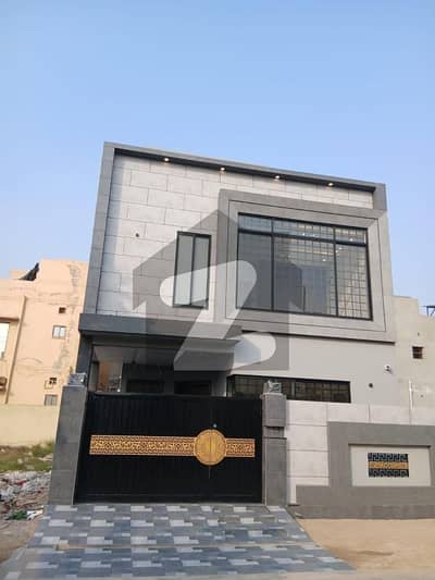 ڈی ایچ اے 11 رہبر فیز 2 ڈی ایچ اے 11 رہبر,لاہور میں 4 کمروں کا 5 مرلہ مکان 2.25 کروڑ میں برائے فروخت۔