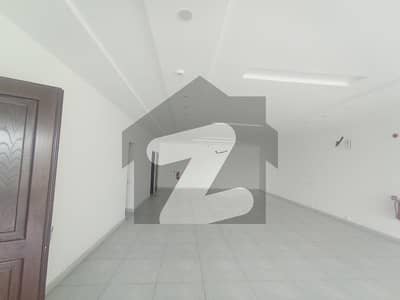 ڈی ایچ اے فیز 6 ڈیفنس (ڈی ایچ اے),لاہور میں 8 مرلہ دفتر 70.0 ہزار میں کرایہ پر دستیاب ہے۔ ڈی ایچ اے فیز 6 ڈیفنس (ڈی ایچ اے),لاہور میں 8 مرلہ دفتر 70.0 ہزار میں کرایہ پر دستیاب ہے۔