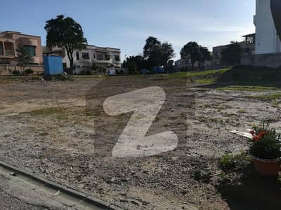 A Good Location Kanal Residential Plot Available For Sale