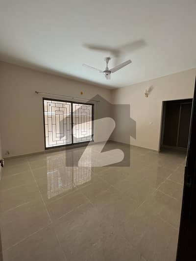 Park Facing + Most Ideal And Lucrative Location Of Askari-3 Plus Nearby Park Park, Masjid , Main Gate, Commercial Park Facing + Most Ideal And Lucrative Location Of Askari-3 Plus Nearby Park Park, Masjid , Main Gate, Commercial