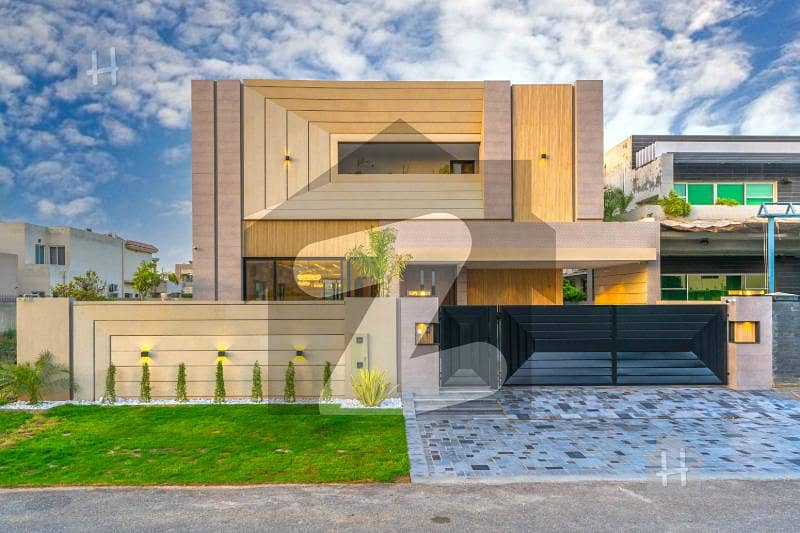 01 KANAL ELEGANT & OPULENT HOUSE FOR SALE 01 KANAL ELEGANT & OPULENT HOUSE FOR SALE