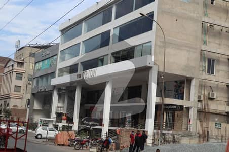 کینال روڈ فیصل آباد میں 1 کمرے کا 1 کنال عمارت 8.0 لاکھ میں کرایہ پر دستیاب ہے۔