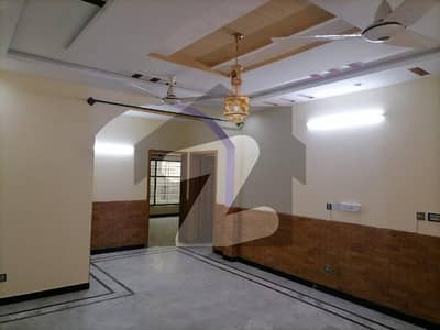 600 Square Yards Upper Portion Available For Rent In F-11