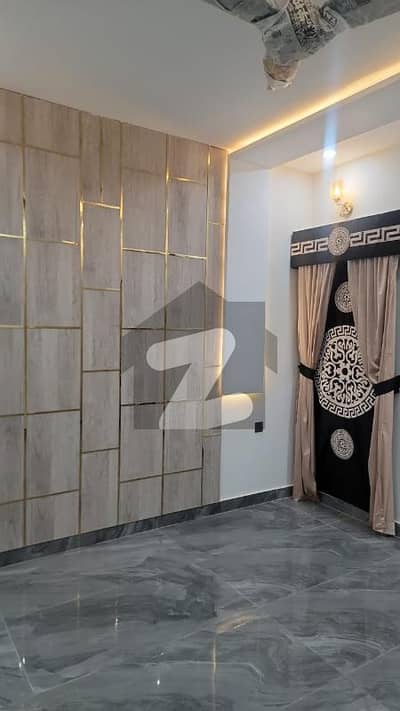 سٹی ہاؤسنگ سوسائٹی - بلاک اے سٹی ہاؤسنگ سوسائٹی,سیالکوٹ میں 5 کمروں کا 10 مرلہ مکان 95.0 ہزار میں کرایہ پر دستیاب ہے۔ سٹی ہاؤسنگ سوسائٹی - بلاک اے سٹی ہاؤسنگ سوسائٹی,سیالکوٹ میں 5 کمروں کا 10 مرلہ مکان 95.0 ہزار میں کرایہ پر دستیاب ہے۔