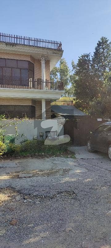G10/3 50/90 Corner House Sun Face Ideal Location Old House G10/3 50/90 Corner House Sun Face Ideal Location Old House