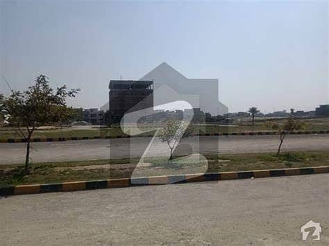 Multi Residencia and Orchard 10 Marla plot Multi Residencia and Orchard 10 Marla plot