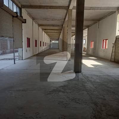 1,75,000 Sq. Ft Hot Location