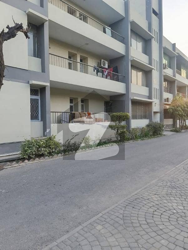 10 Marla 3 Bedroom Modern Apartment Available For Sale
