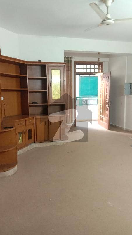 2Bed Room spiciuse Apartment available For Rent.