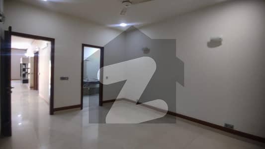 500-Yard Slightly Used Bungalow For Sale In DHA Phase 6 Prime Location | 5 Bedrooms + Study | Modern Luxury 500-Yard Slightly Used Bungalow For Sale In DHA Phase 6 Prime Location | 5 Bedrooms + Study | Modern Luxury